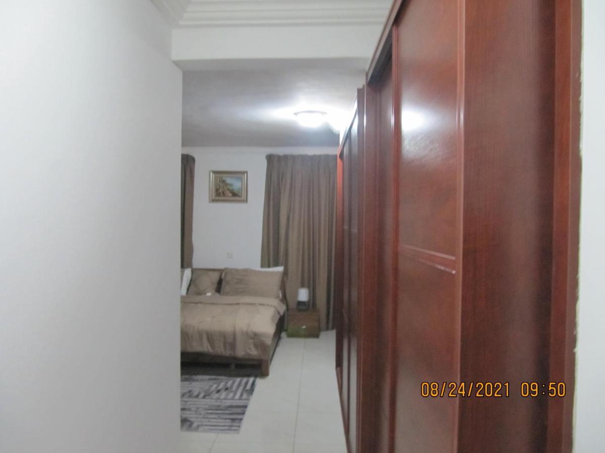Bertha'S Court D-Plus Apartments Dzorwulu Exterior foto