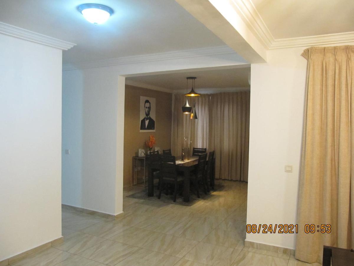 Bertha'S Court D-Plus Apartments Dzorwulu Exterior foto